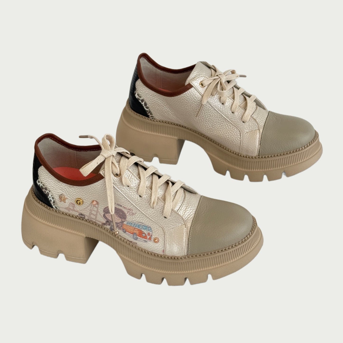 Bolichero en cuero platino x beige Ref: 5627WCHA