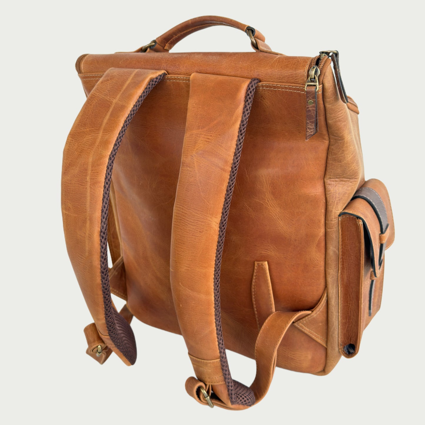Morral en cuero envejecido miel Ref: R4019XP