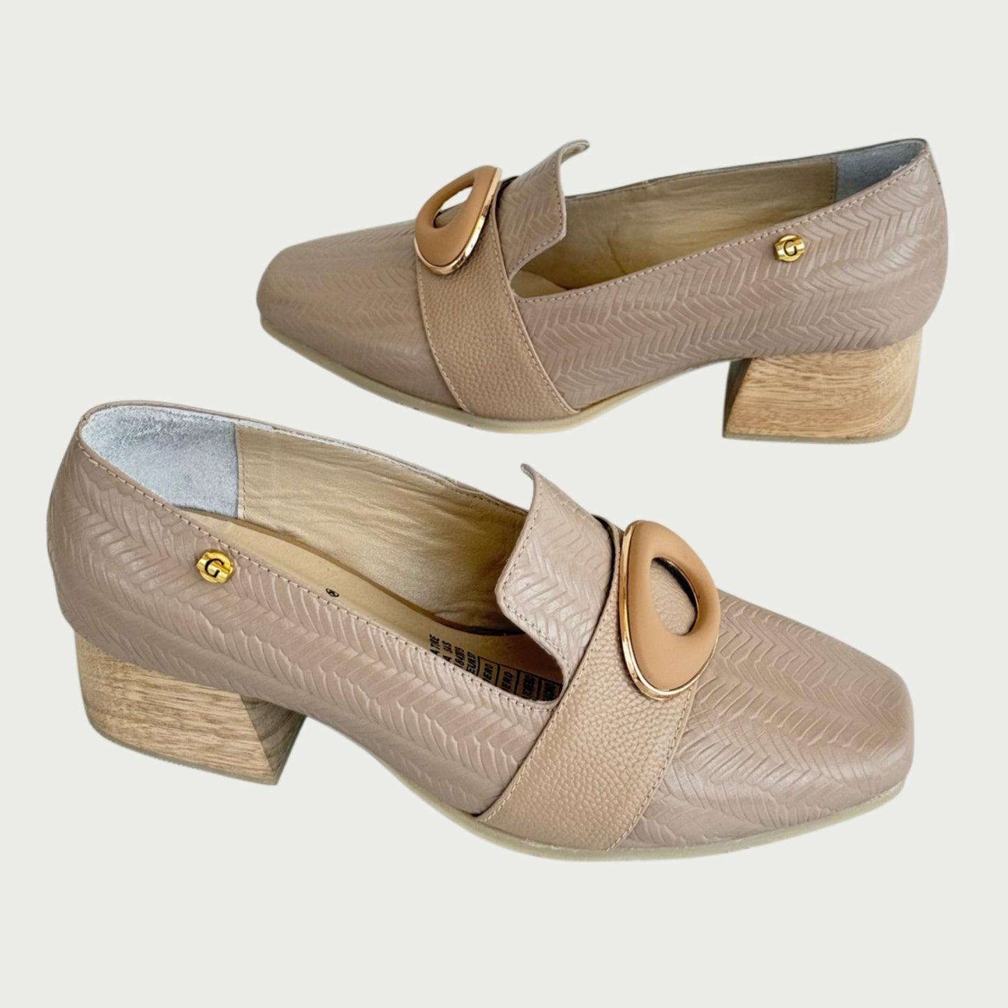 Zapatos en cuero x folia nude Ref: 825ZPTRI