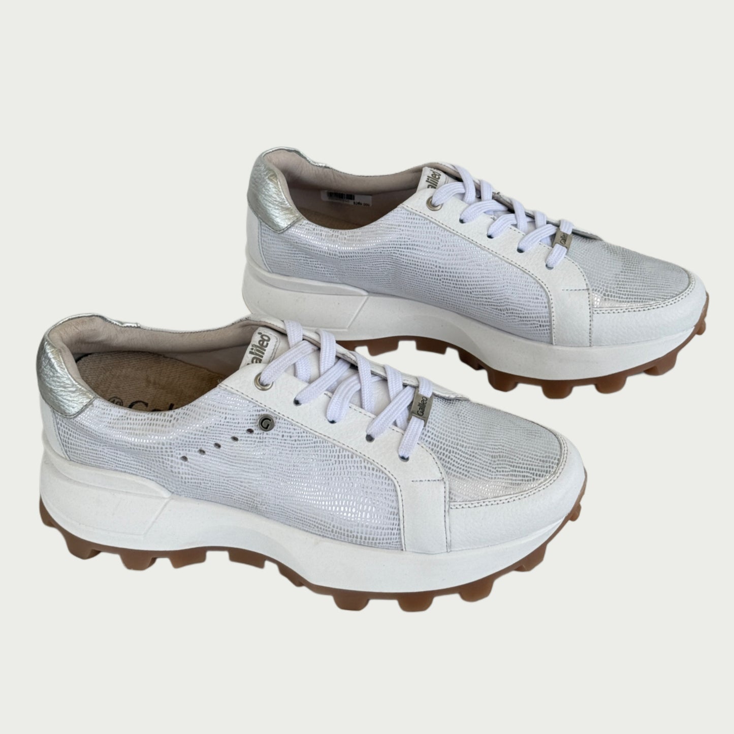 Tenis blancos x folia Ref : SD68MPBL0