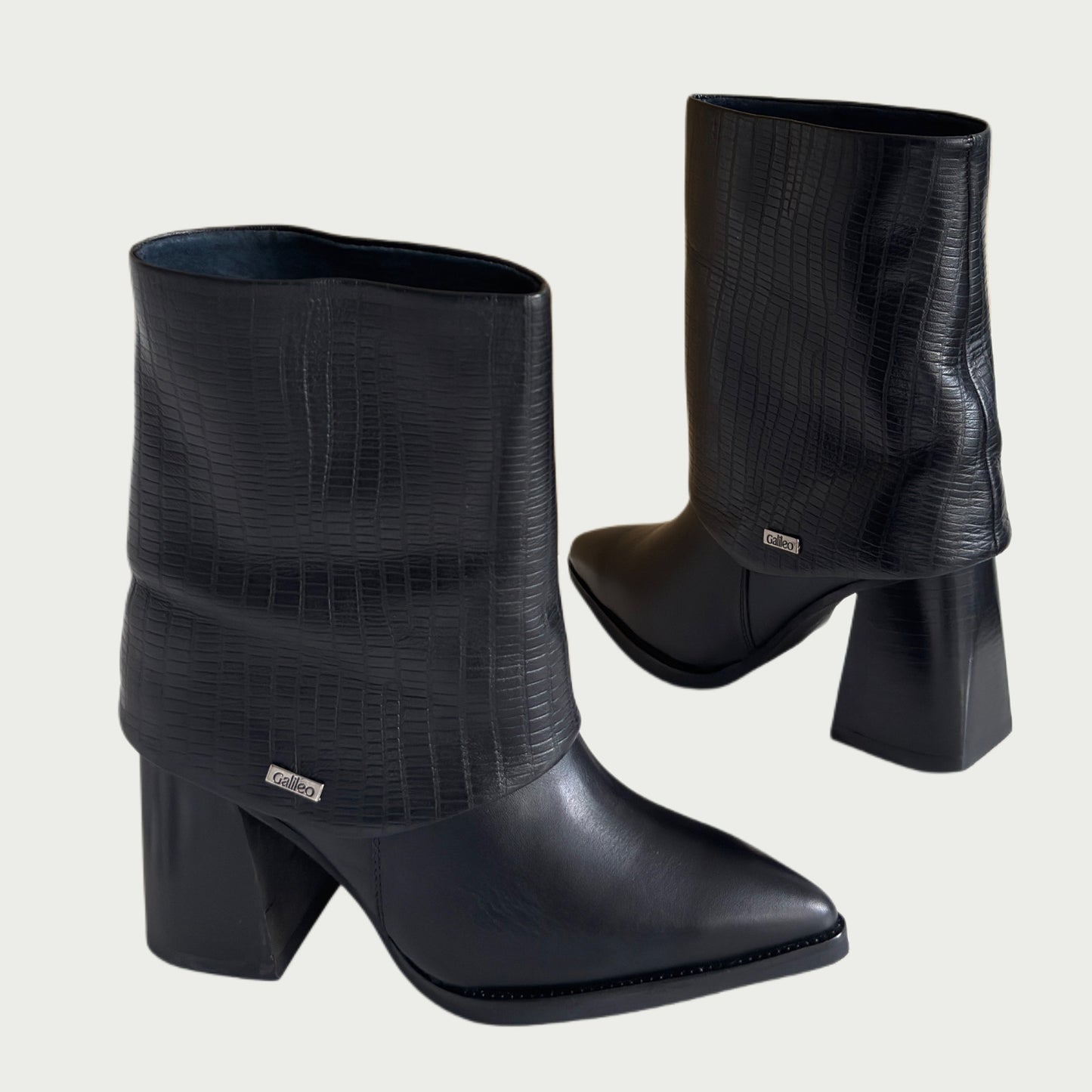 Botines en cuero negro Ref: 6393