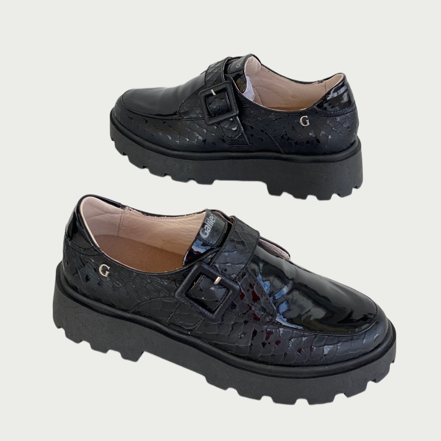 Mocasines en cuero negro Ref: SOX13NPN8