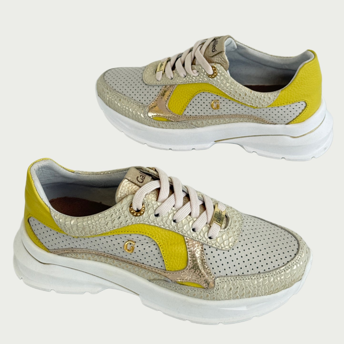 Tenis en cuero color talco x amarillo Ref :SD05NTAL5