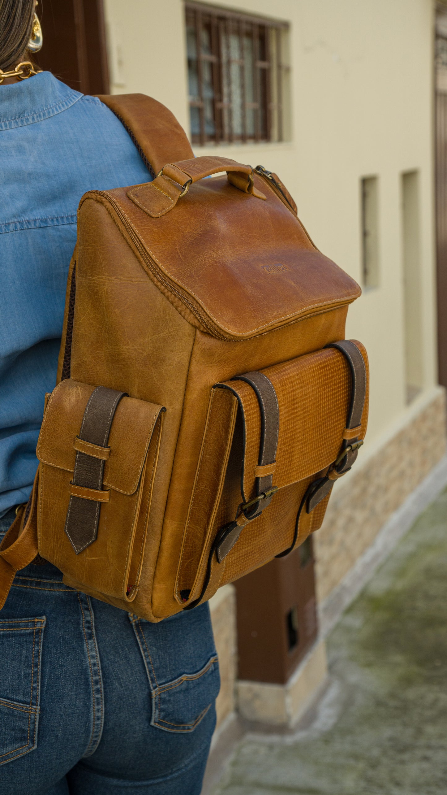Morral en cuero envejecido miel Ref: R4019XP