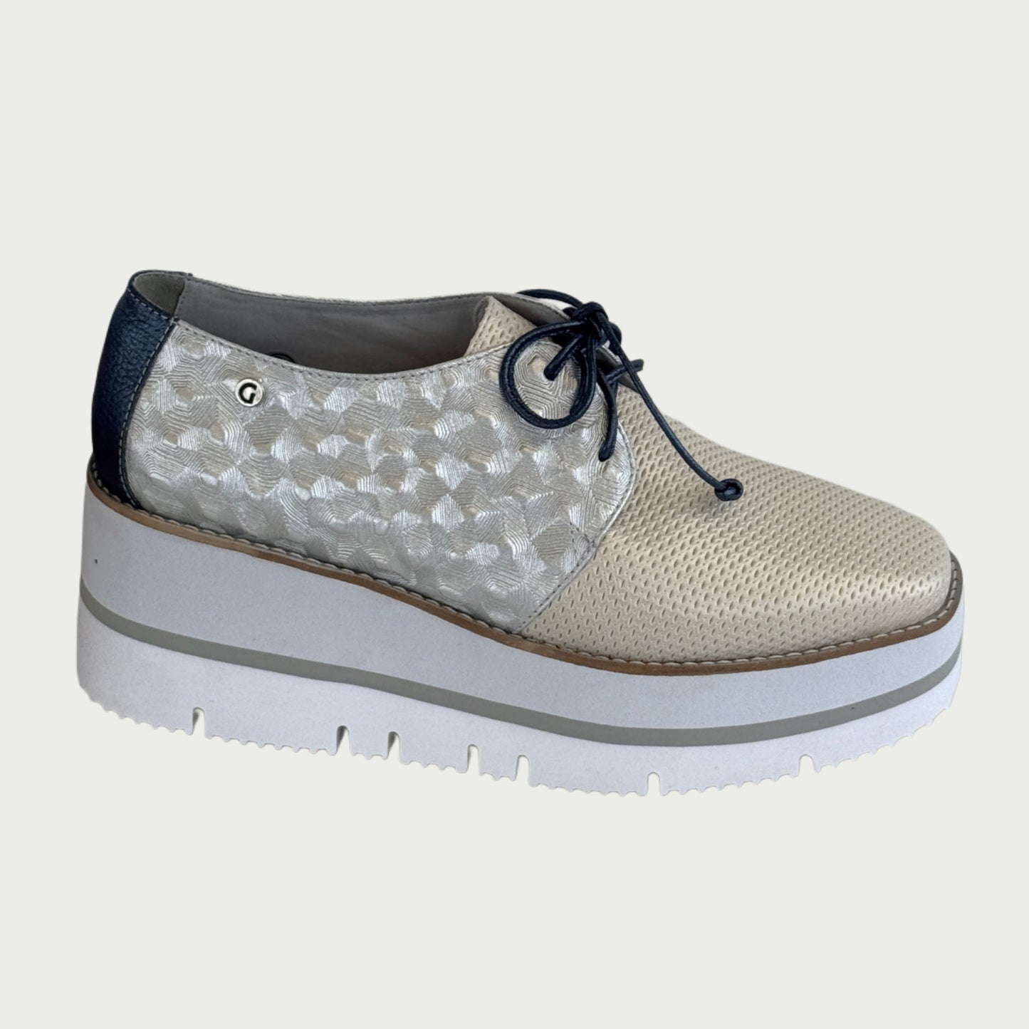 Bolicheros en cuero plata x beige Ref: 6317WPLA