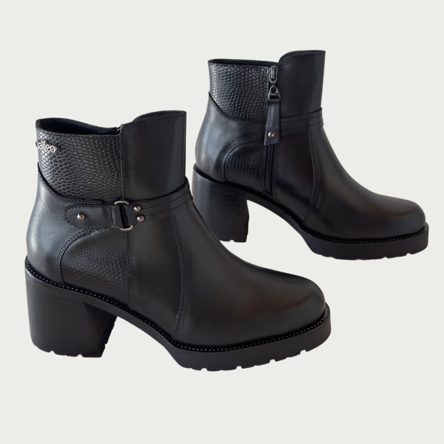 Botines en cuero negro Ref: 6299