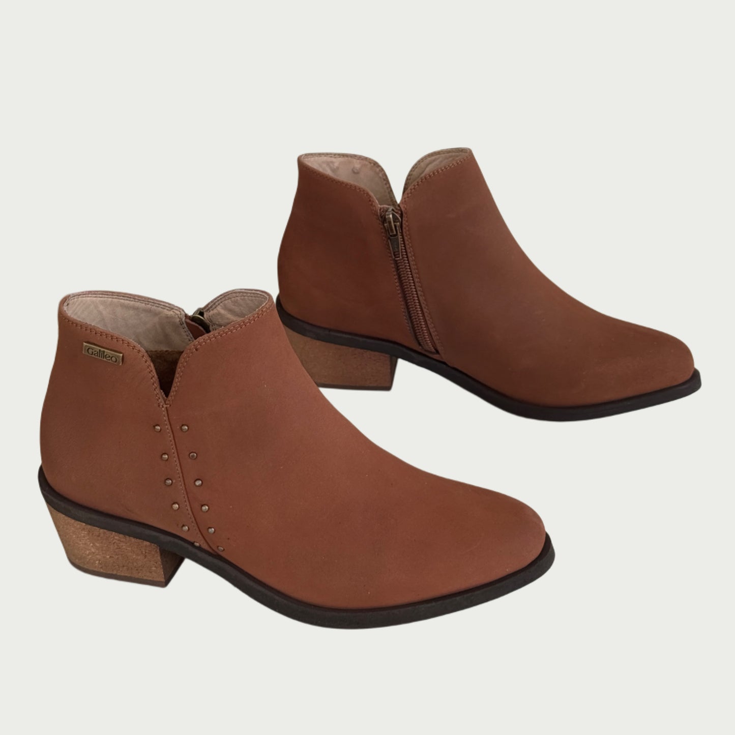 Botines en cuero gamuza x canela Ref: RUBY