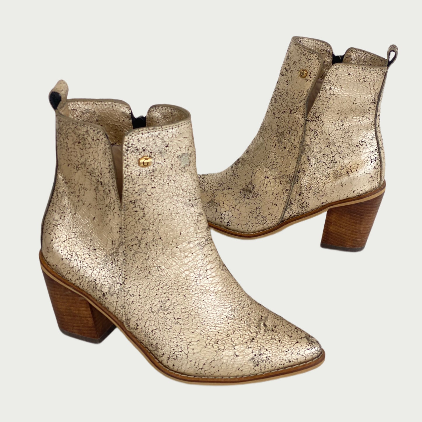 Botas en cuero craquelado dorado Ref: 1664NPOR