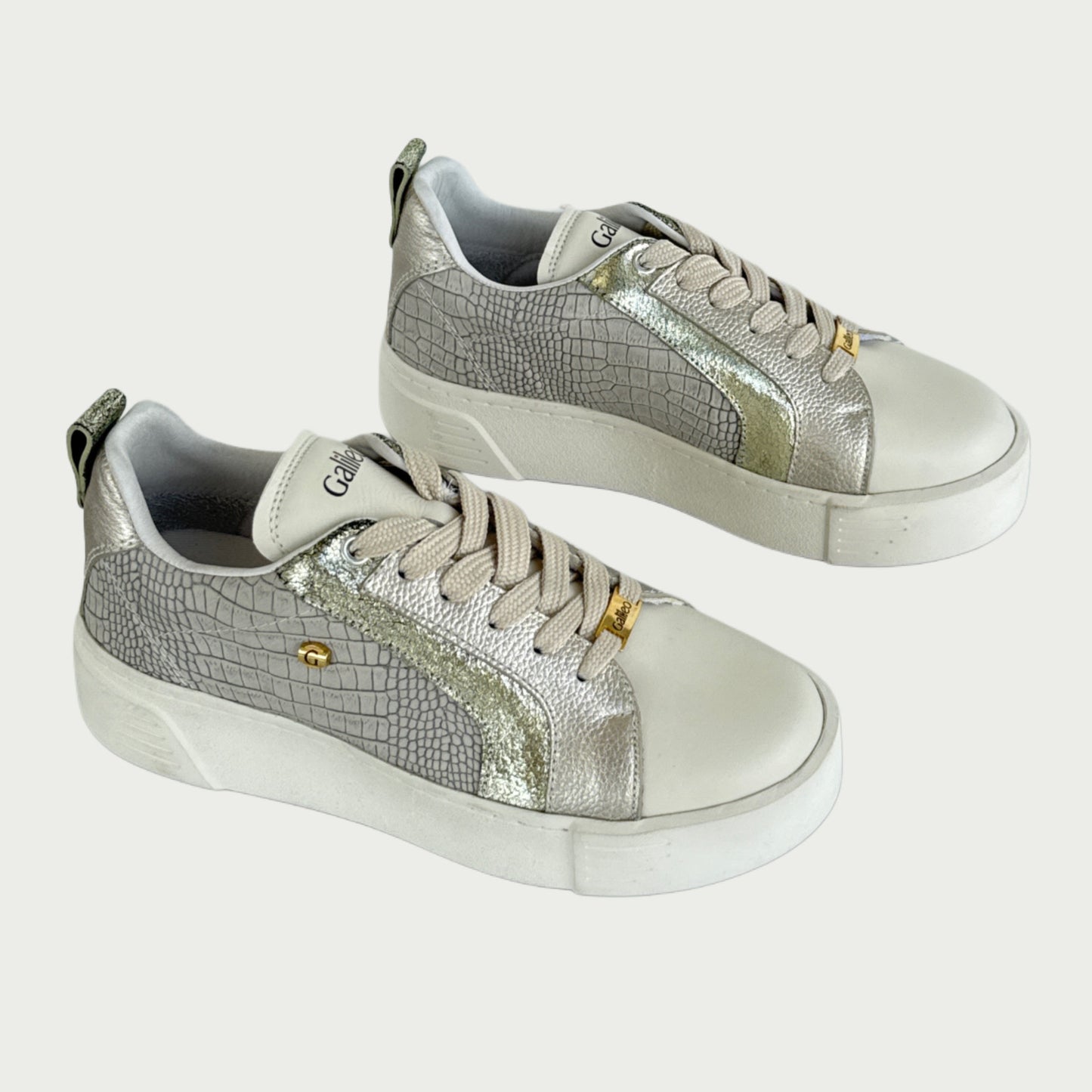Tennis en cuero beige x folia Ref: KARLAMPGR5