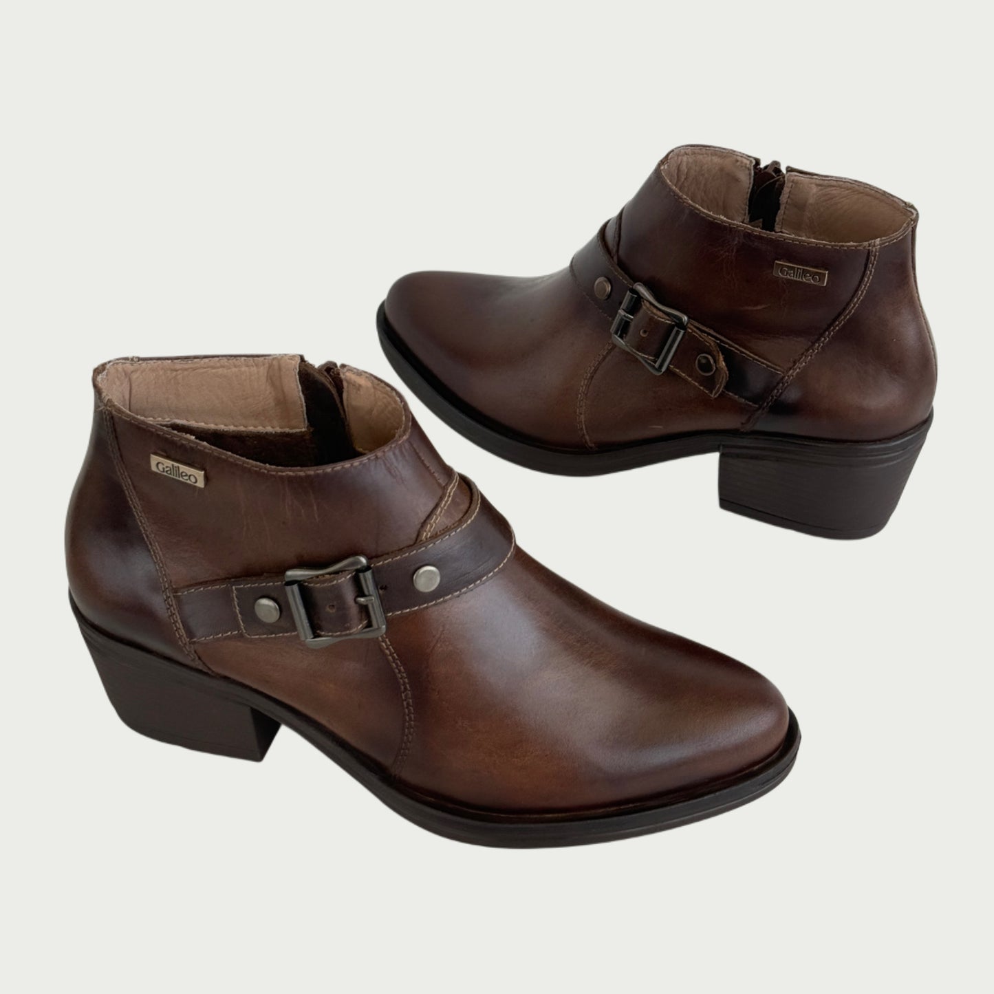 Botines en cuero café Ref: DANAEWPTA