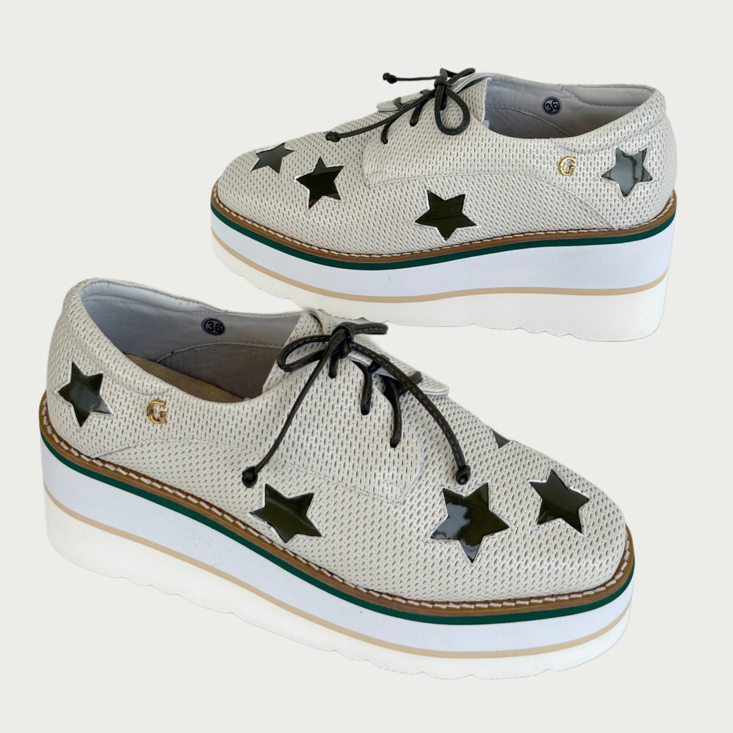 Bolichero en cuero beige x detalles de estrellas Ref: 6415WPTAL