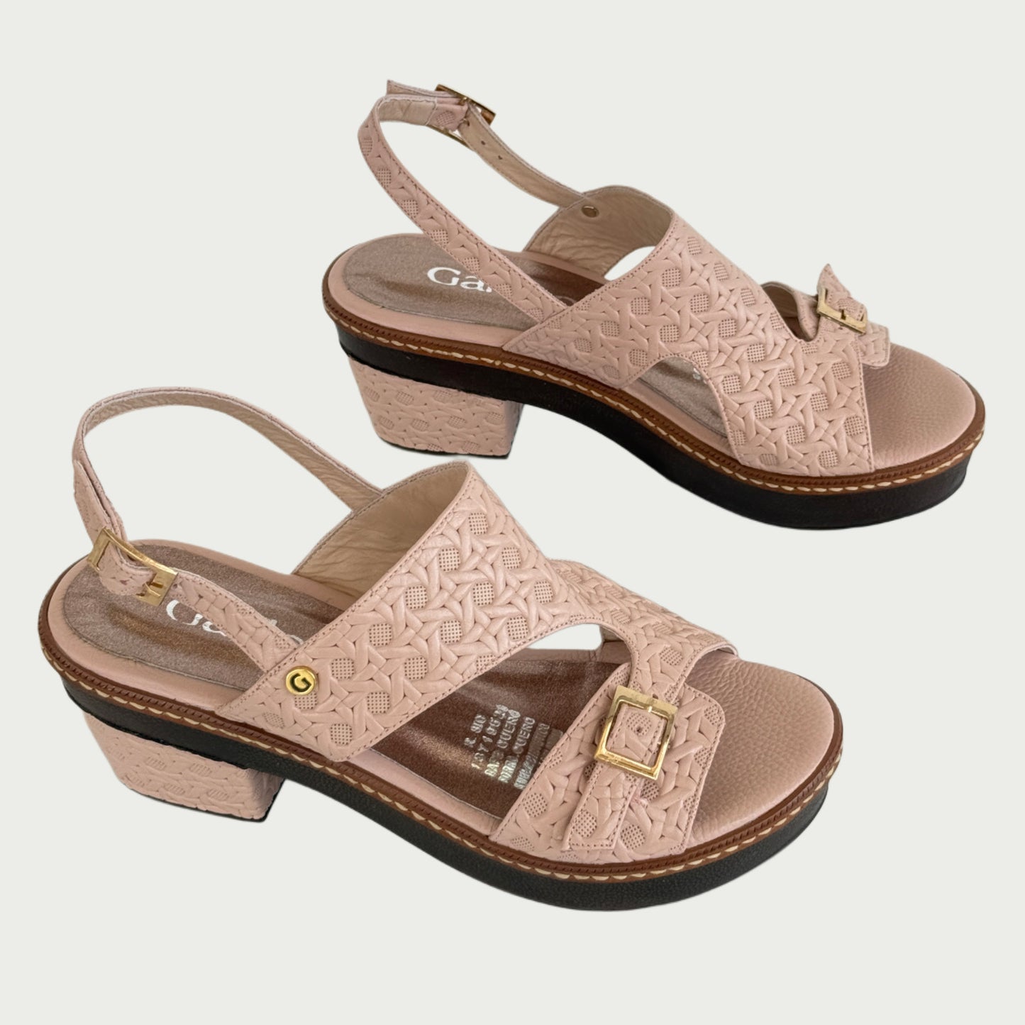 Sandalias en cuero piel rosa Ref: S- 136