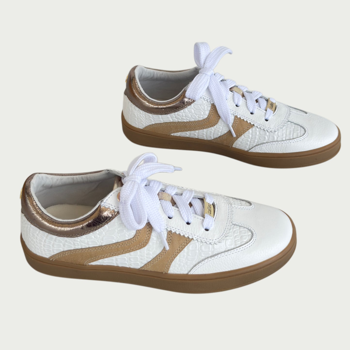 Tenis en cuero blanco x taupe Ref: 928ZPBLA