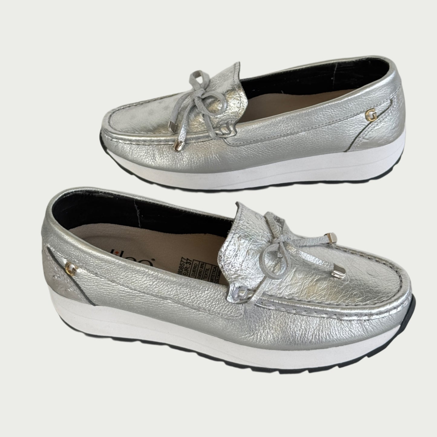Mocasines en cuero plata Ref: 1002CWPL