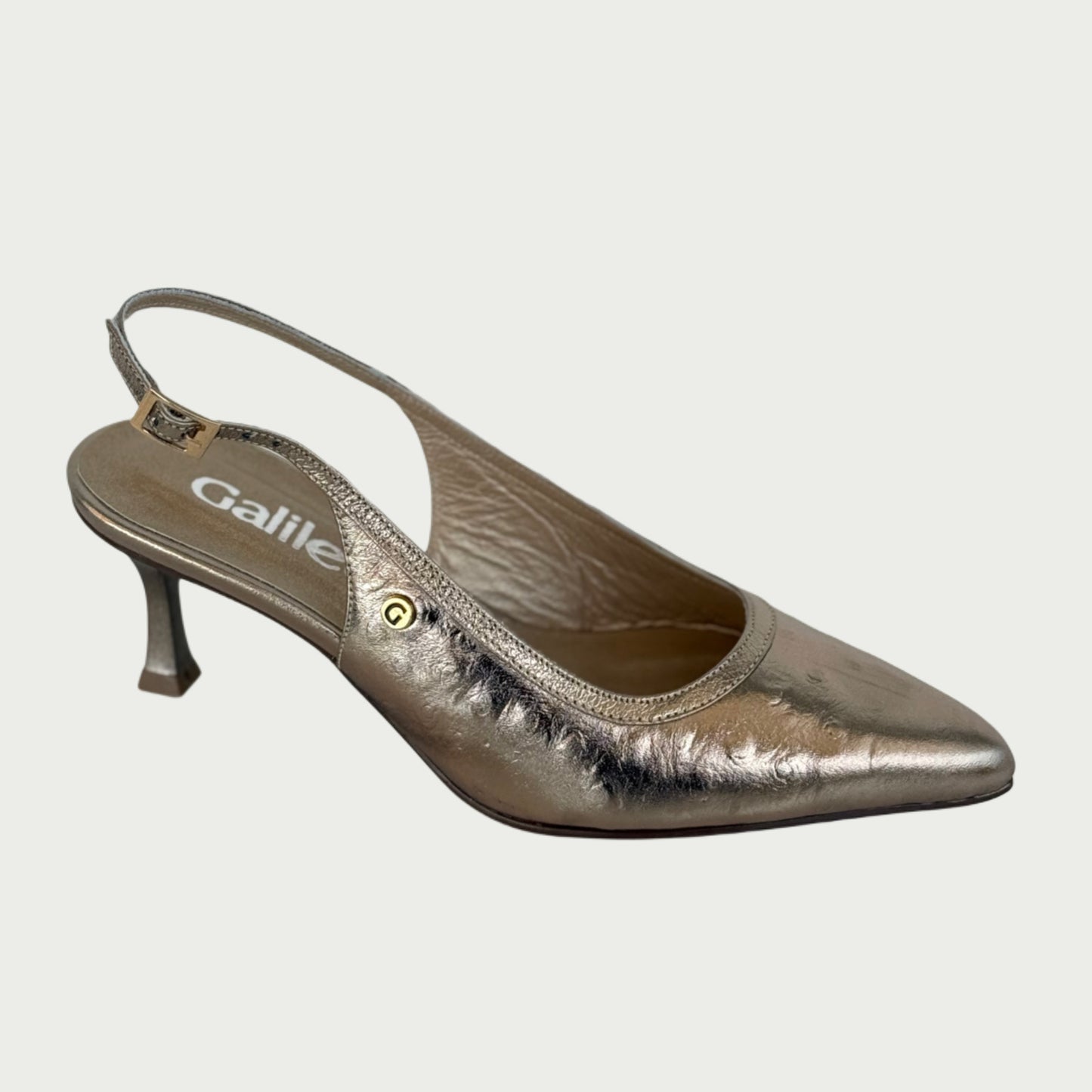Stilettos destalonados en cuero dorado Ref: PC74WPLU