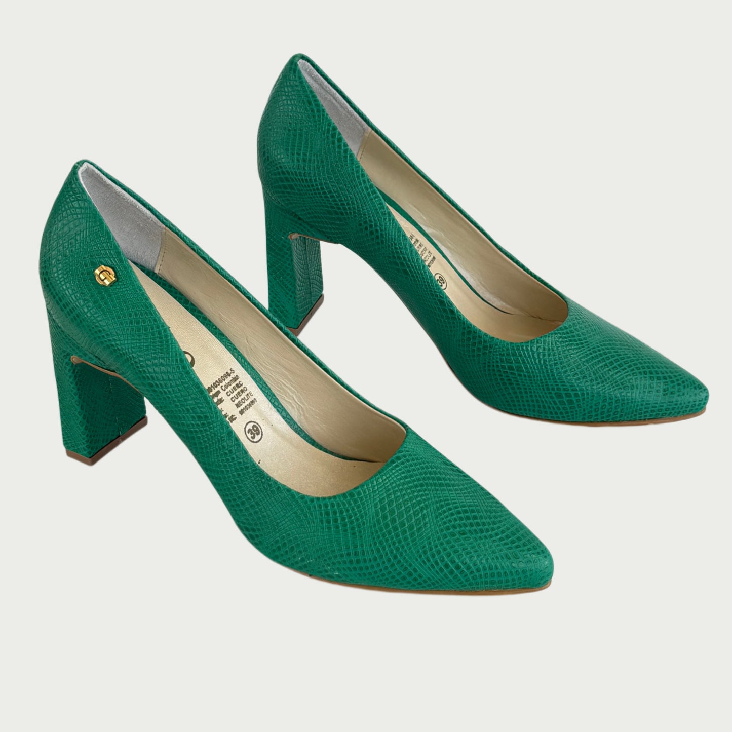 Zapatos en cuero verde Ref:4750NPVE9