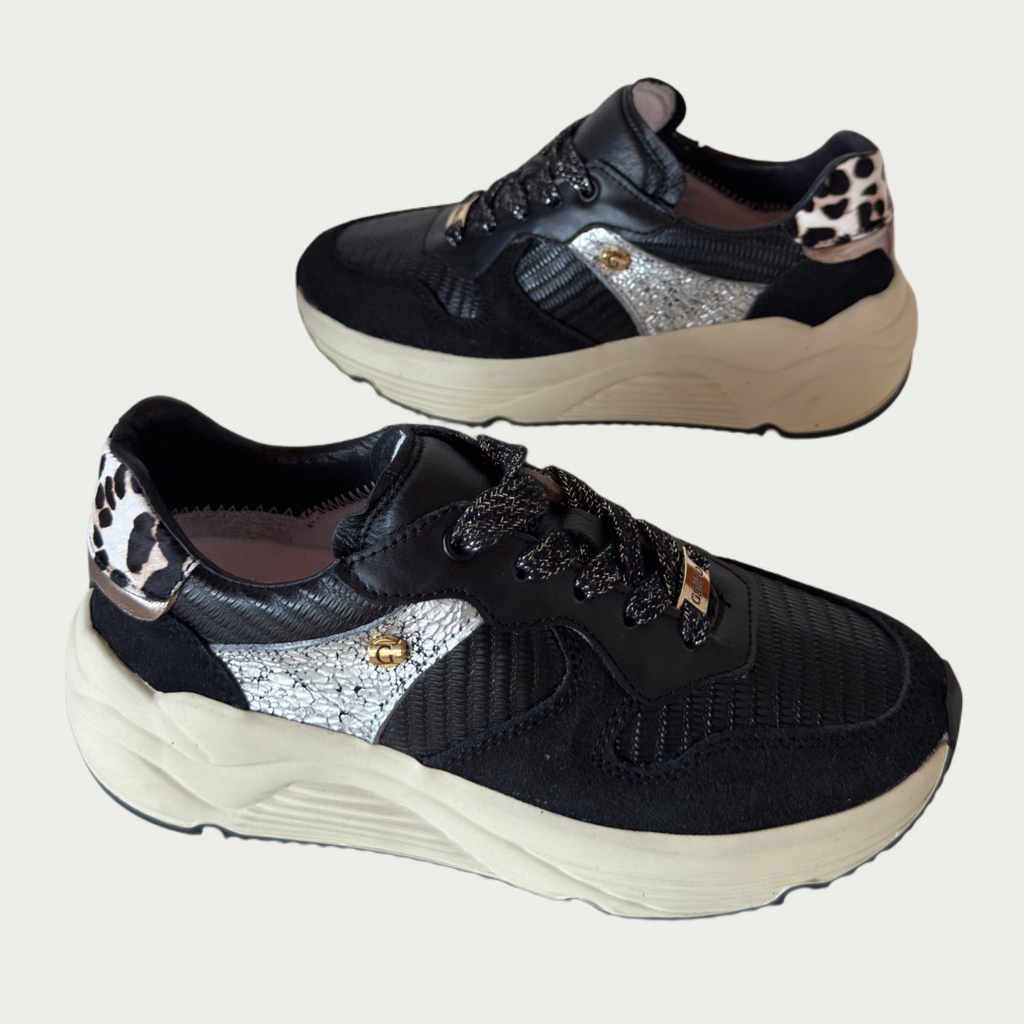 Tenis Negros por folia Ref:NIZAMPNE4