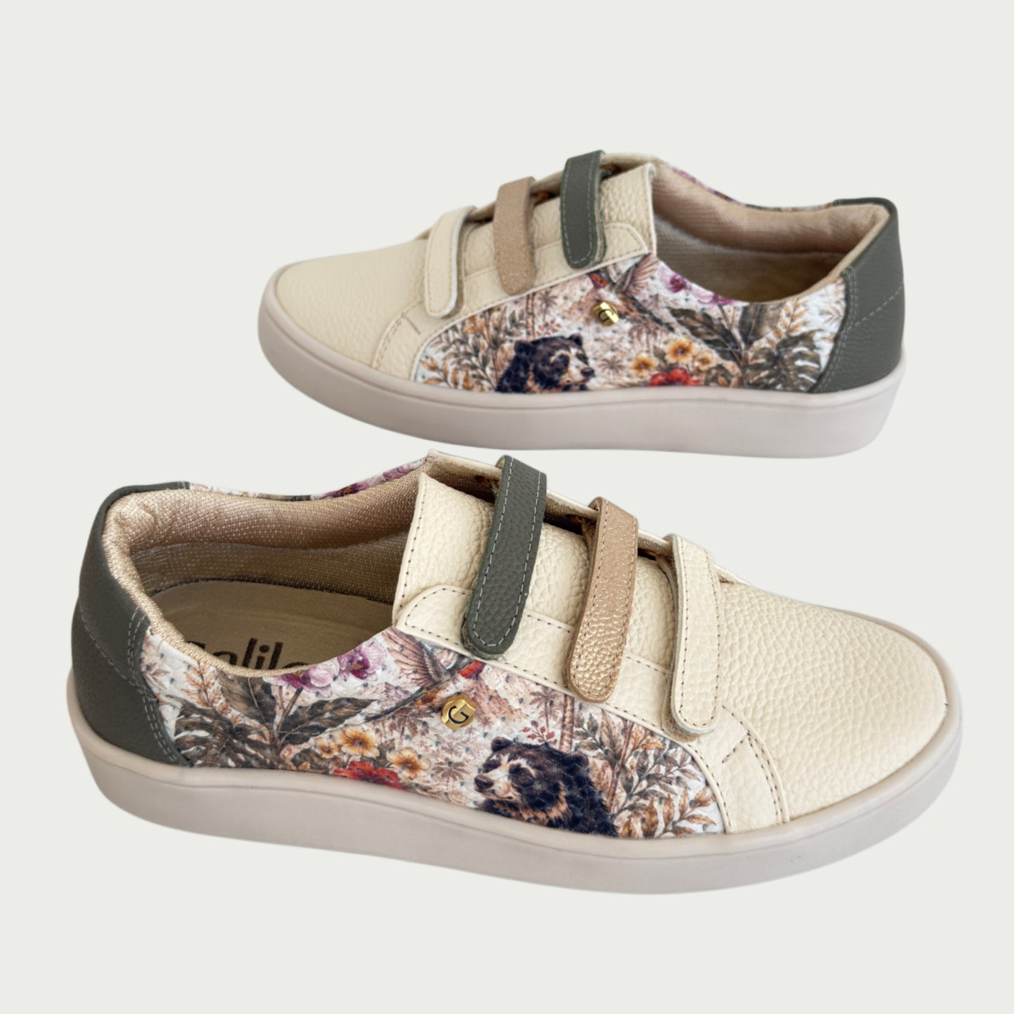 Tenis en cuero beige estampado raíces Ref: T01-4