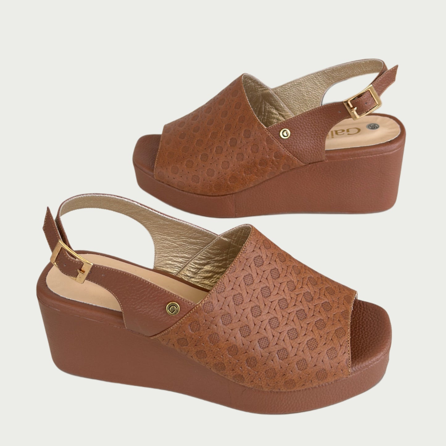 Sandalias en cuero canela Ref: 4073XP