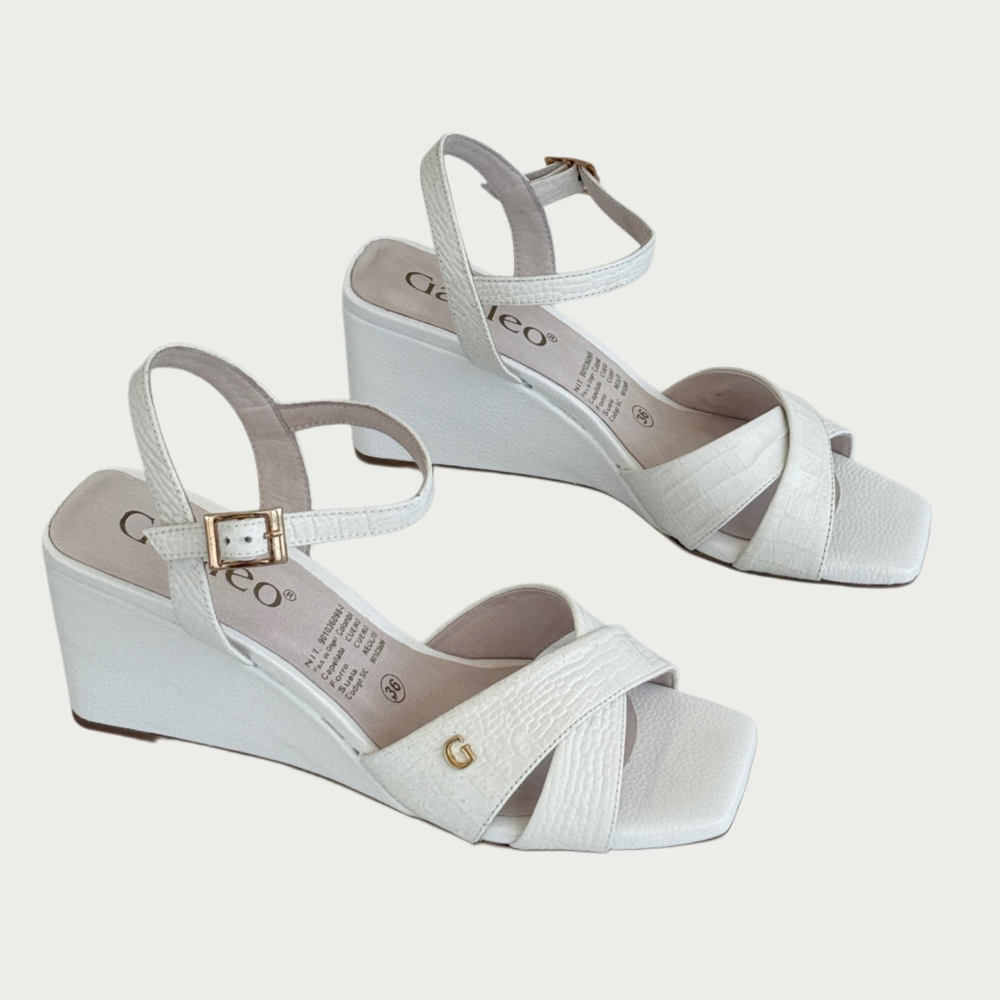 Sandalias en cuero x folia blanco Ref: 5689