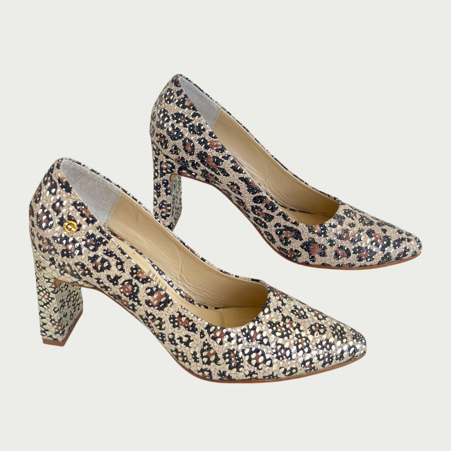 Zapatos en cuero animal print Ref: 4750PAP4