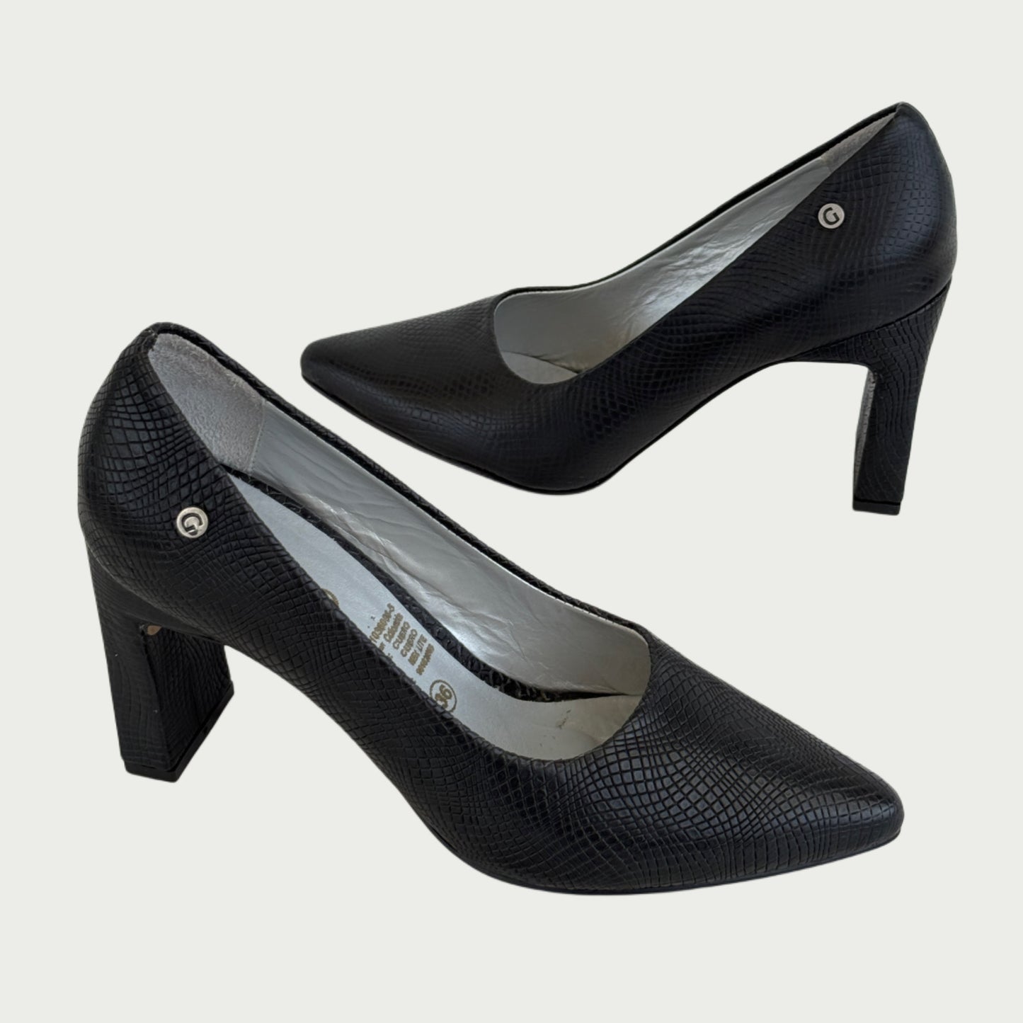 Stilettos negros en cuero Ref: 4750NGN