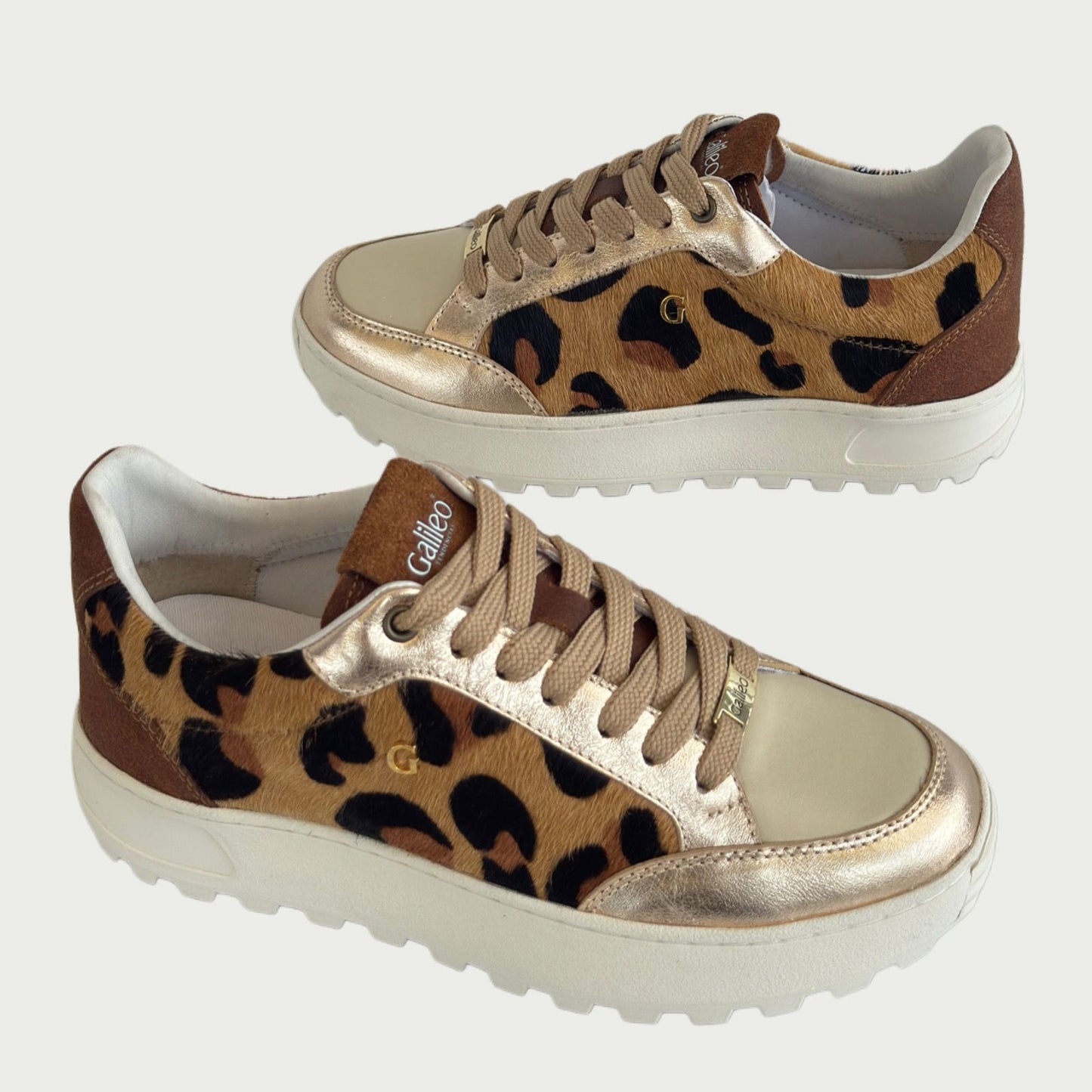 Tennis en cuero dorado x animal print Ref: SINAIXPMI