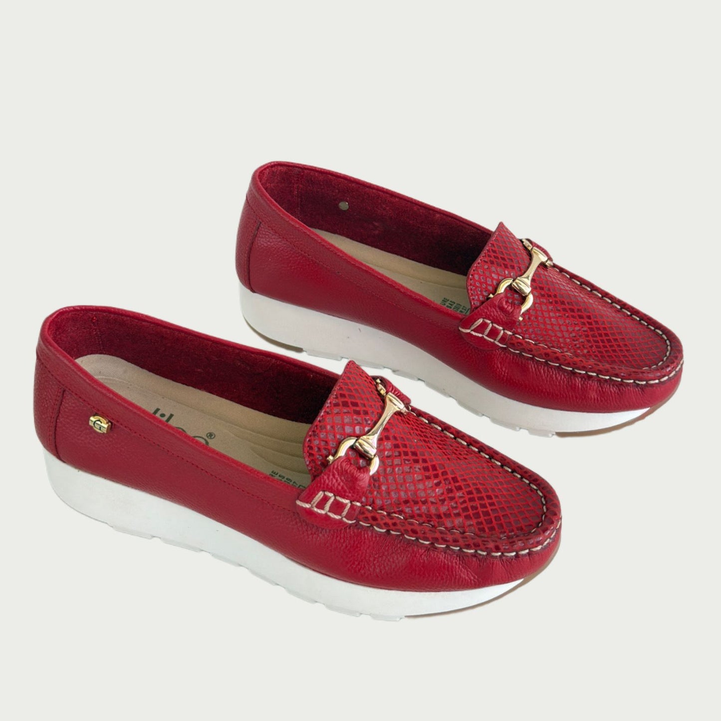 Mocasines en cuero x folia diamante rojo Ref: TUBUXPRJ