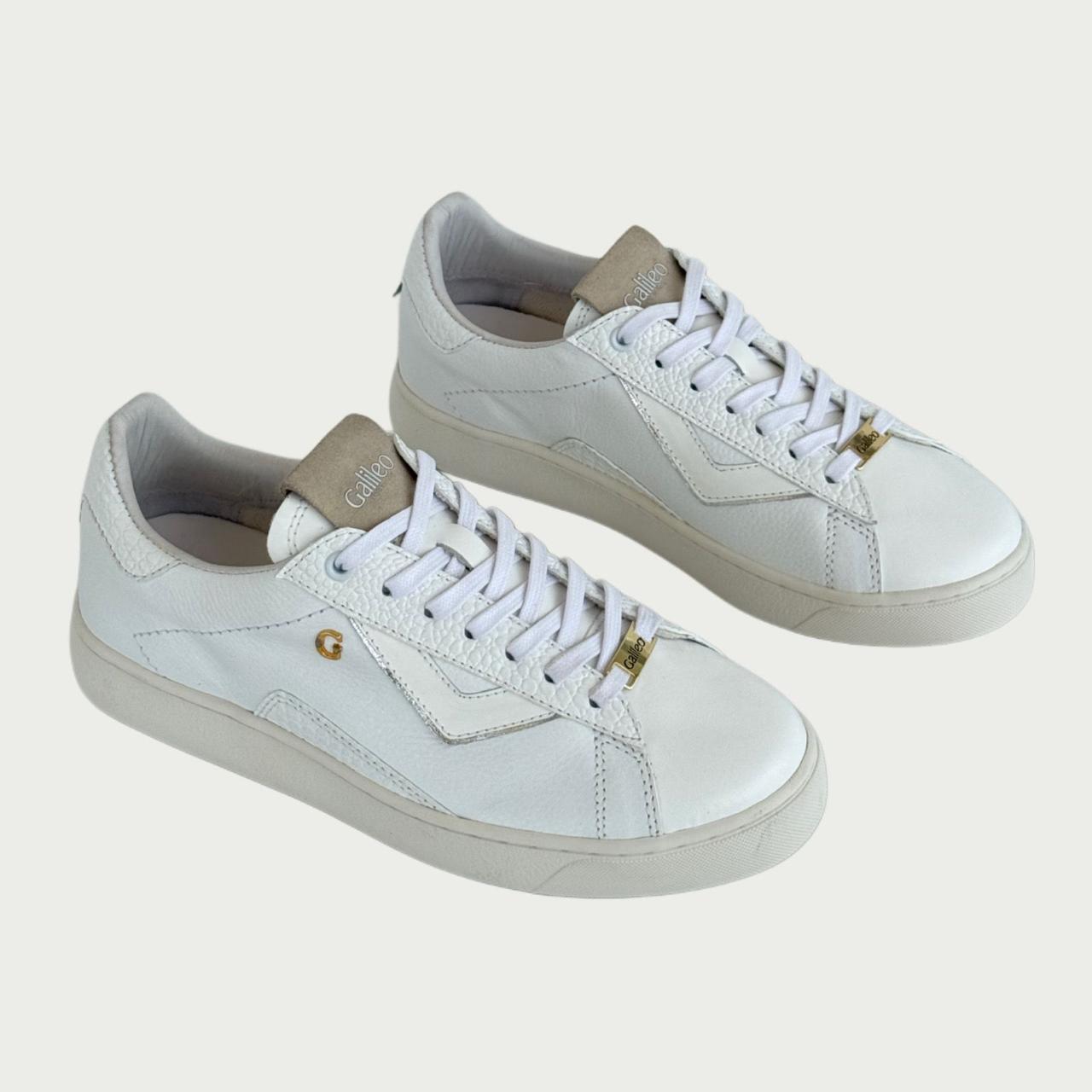Tennis en cuero blanco x texturas Ref: LUCIAXPB
