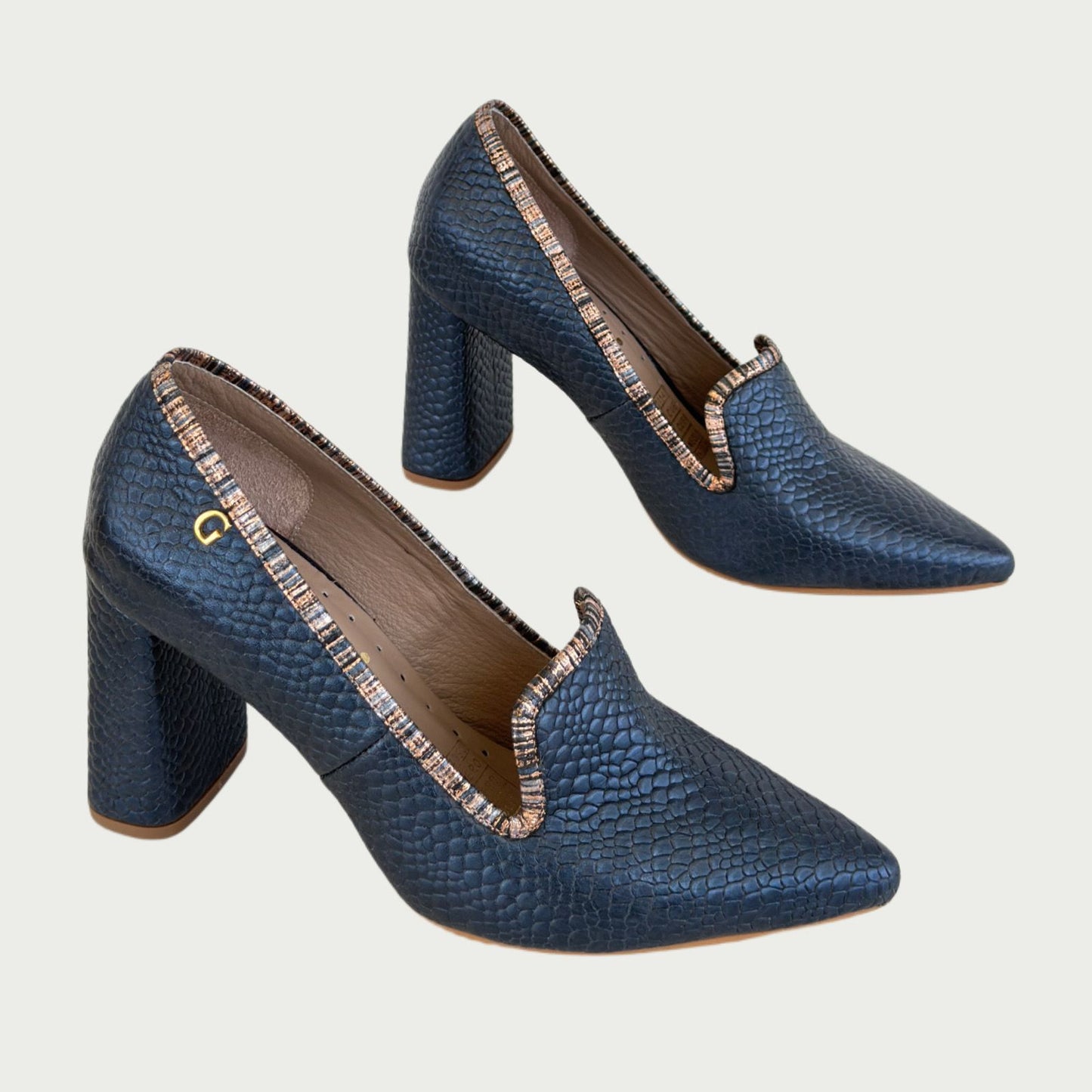 Zapatos en cuero x folia azul Ref: 6462NPZ
