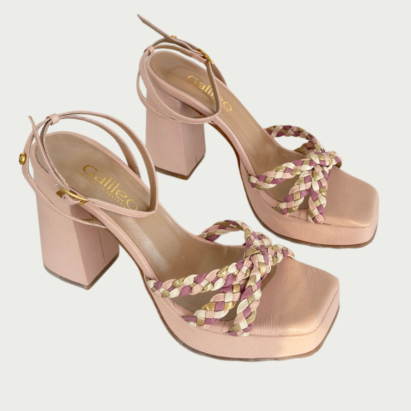 Sandalias en cuero nude x trenza Ref: ALLEGS9