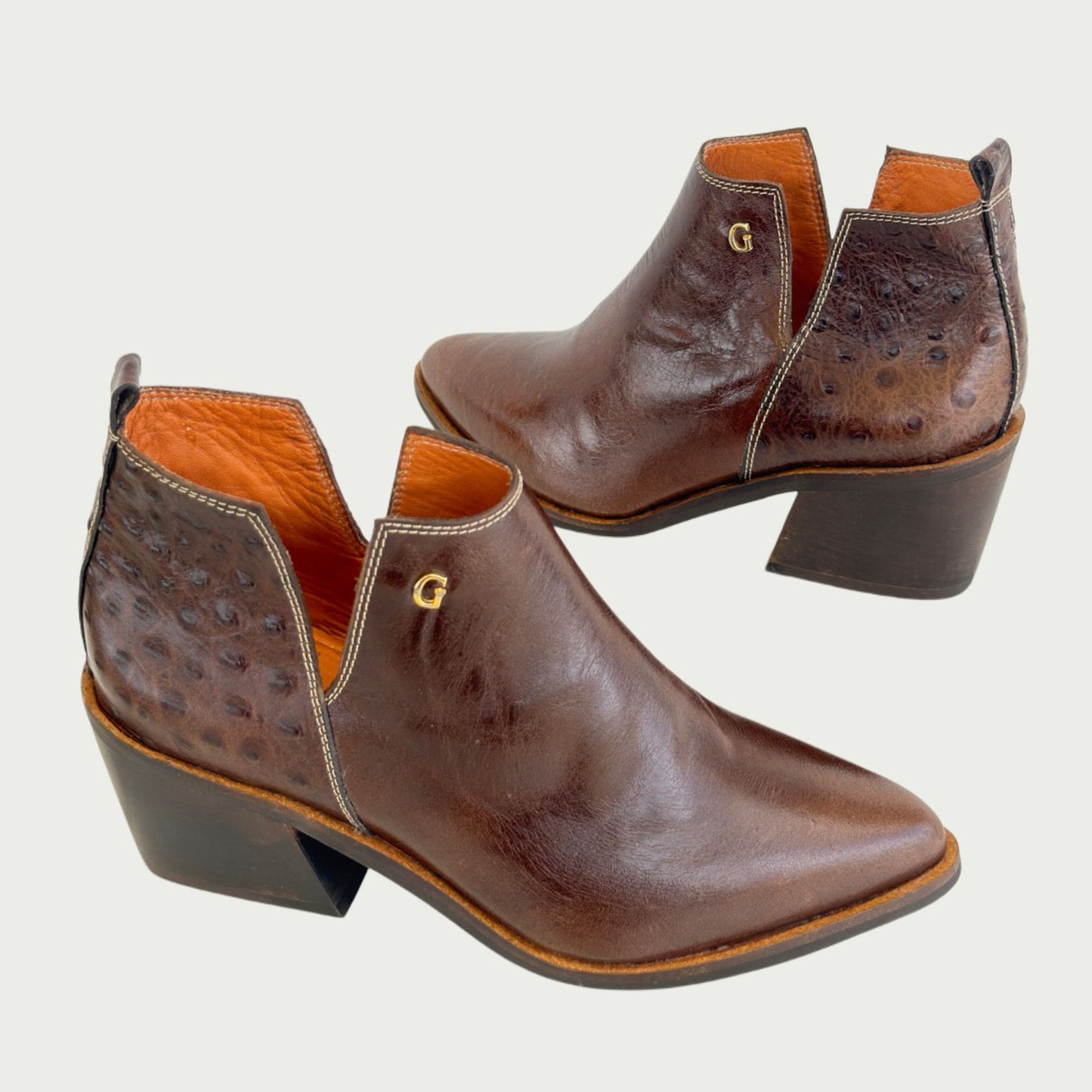 Botines en cuero marron x avestruz Ref: 1232XP