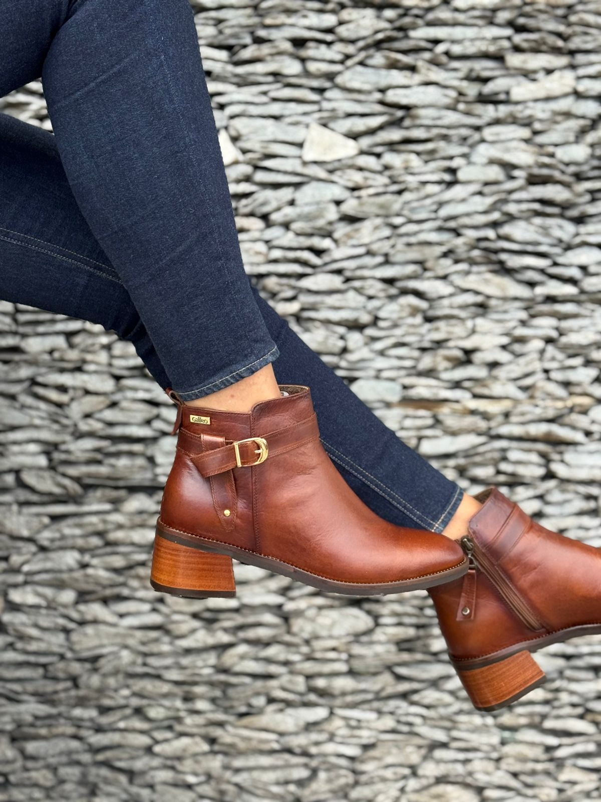 Botines en cuero miel Ref: 6482