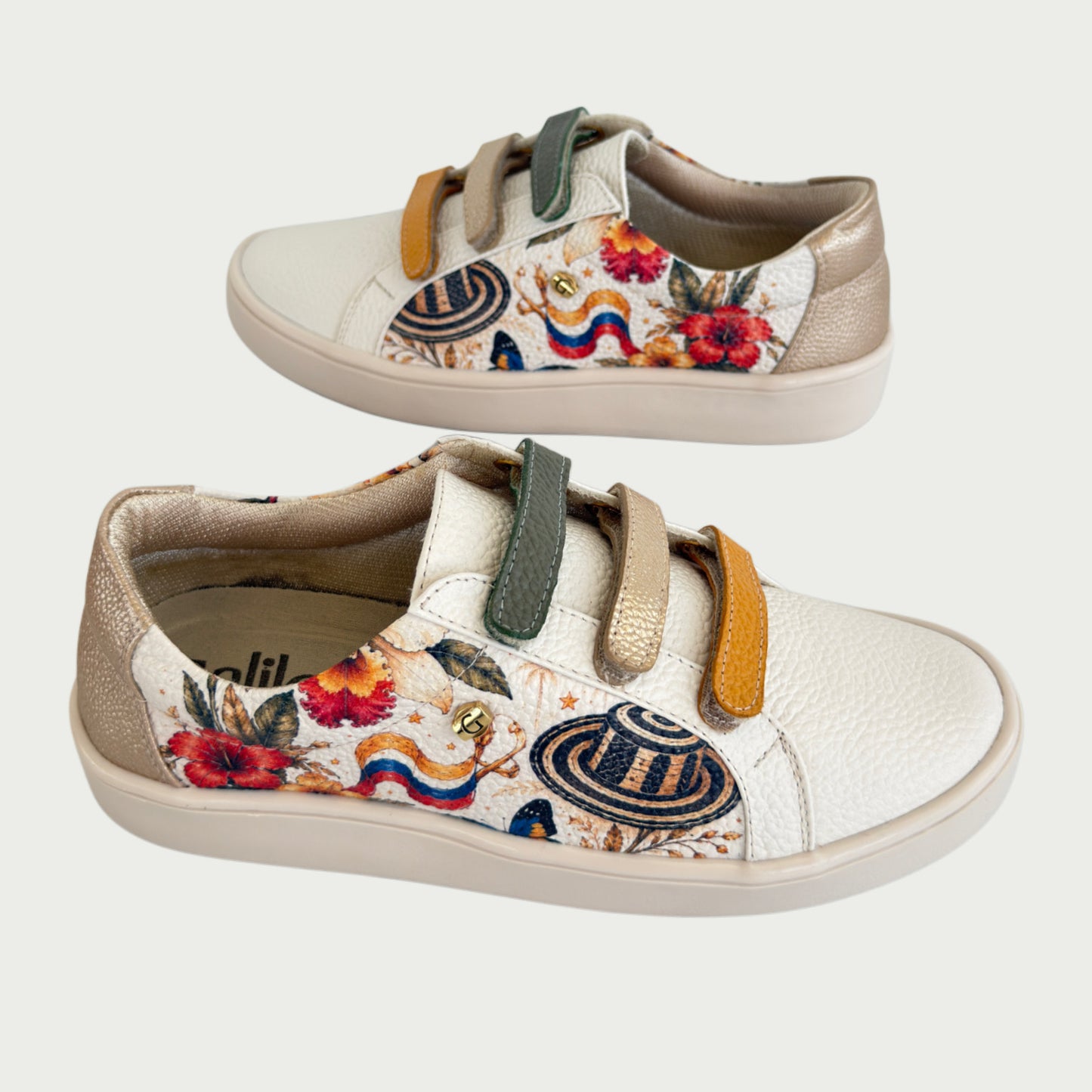 Tenis en cuero beige estampado fiesta Ref: T01-4