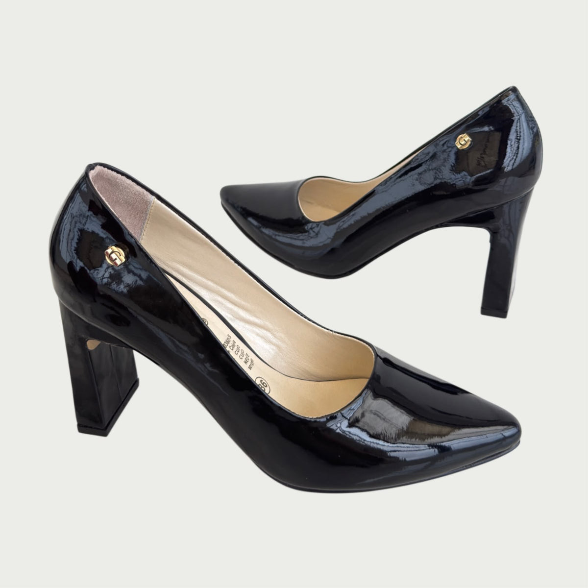 Zapatos en cuero charol negro Ref: 4750APNC