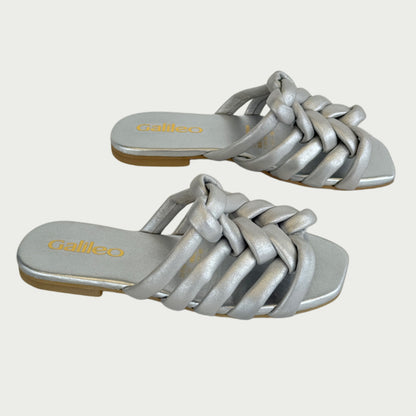 Sandalias en cuero plateado Ref: 7845NPPL
