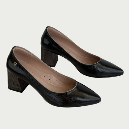 Zapato en cuero negro Ref : 1032NPN39