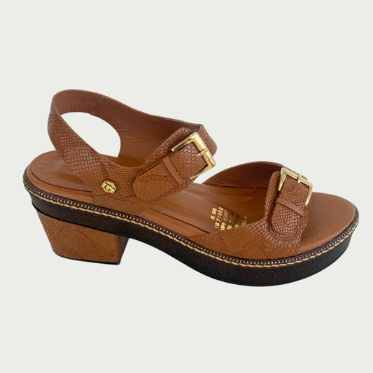 Sandalias en cuero miel Ref: S-97