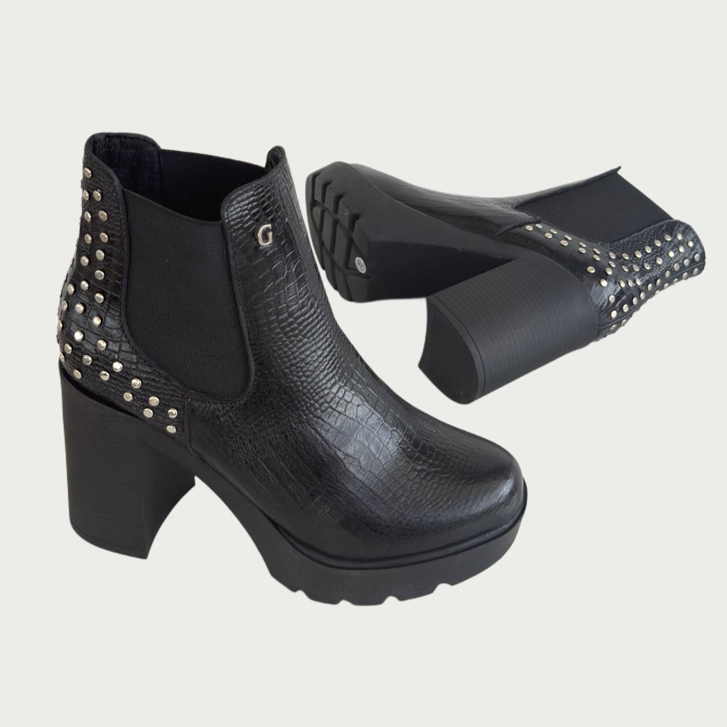 Botines en cuero negro Ref: 1471XPNG5