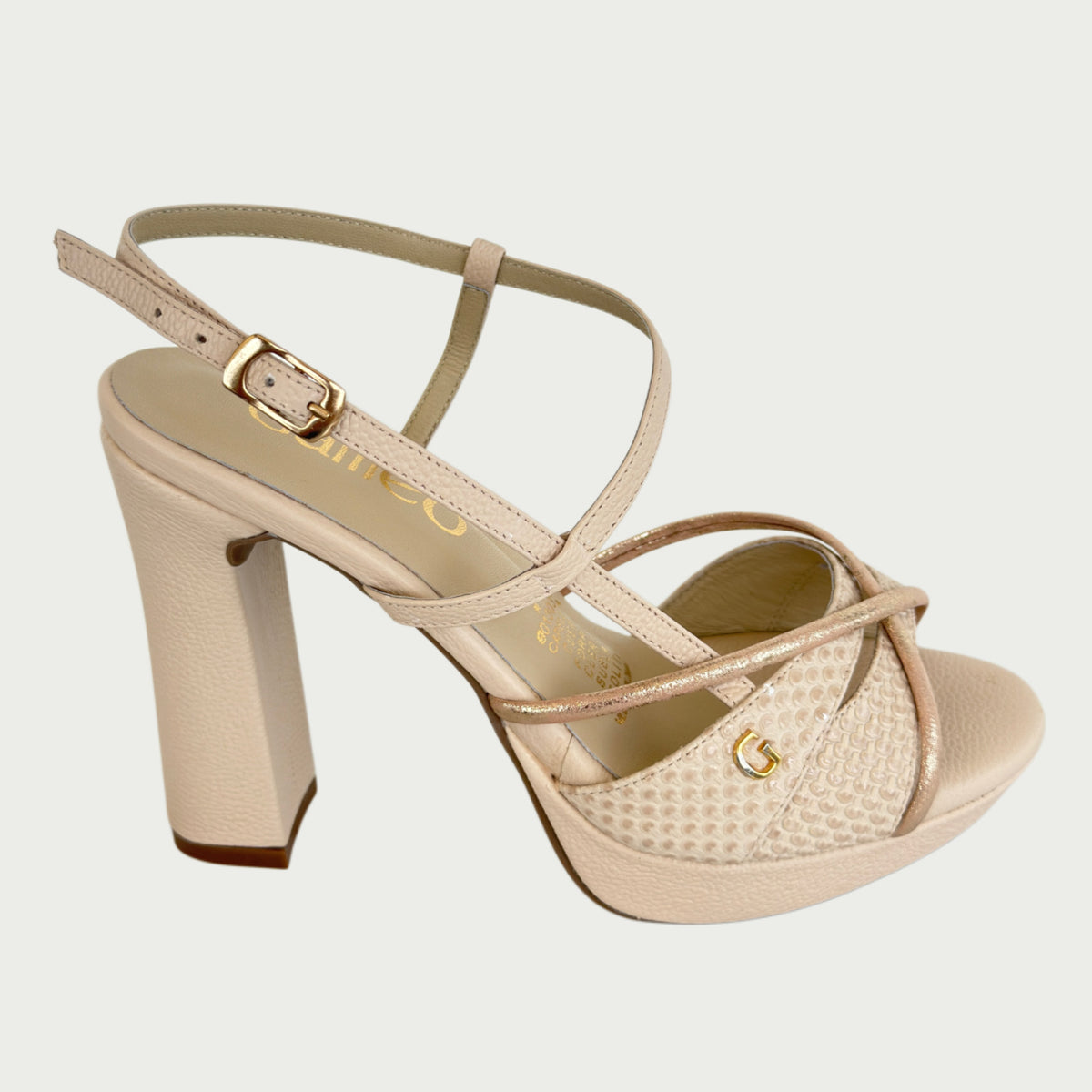 Sandalias en cuero nude Ref: 318APTOS