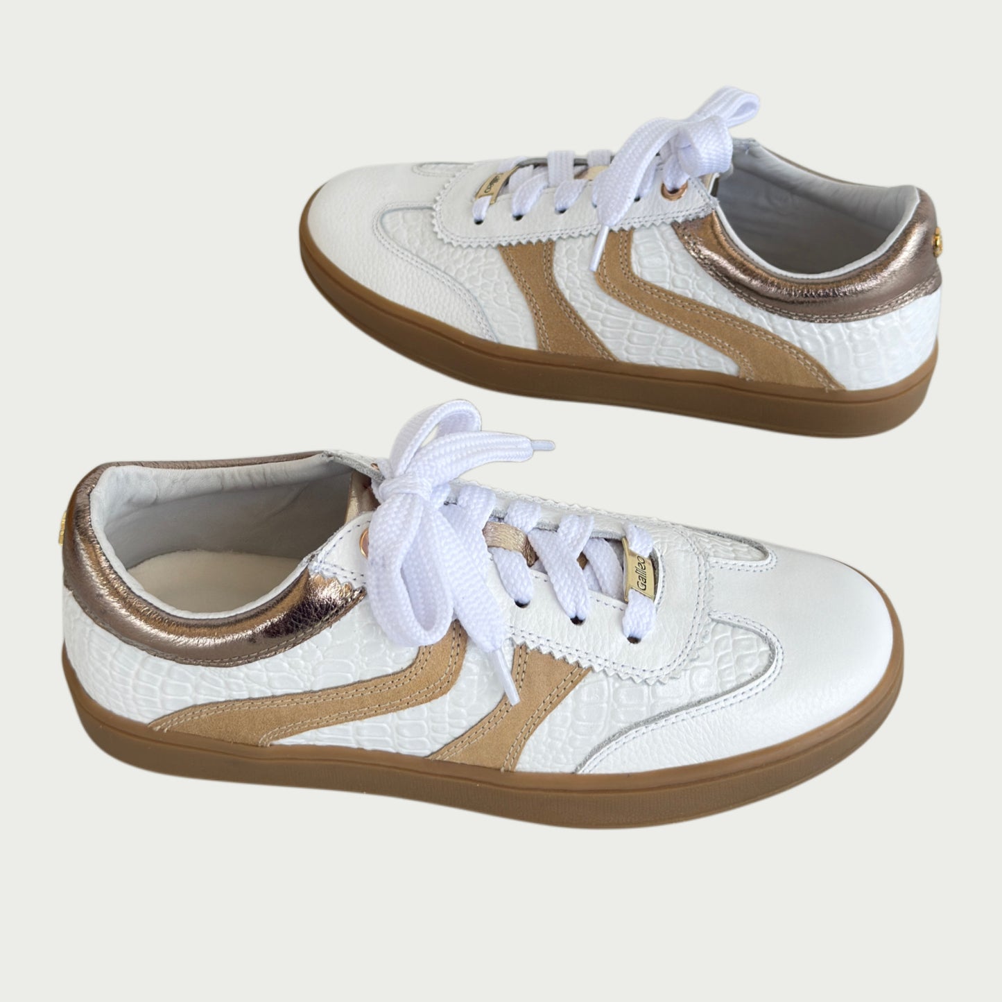Tenis en cuero blanco x taupe Ref: 928ZPBLA