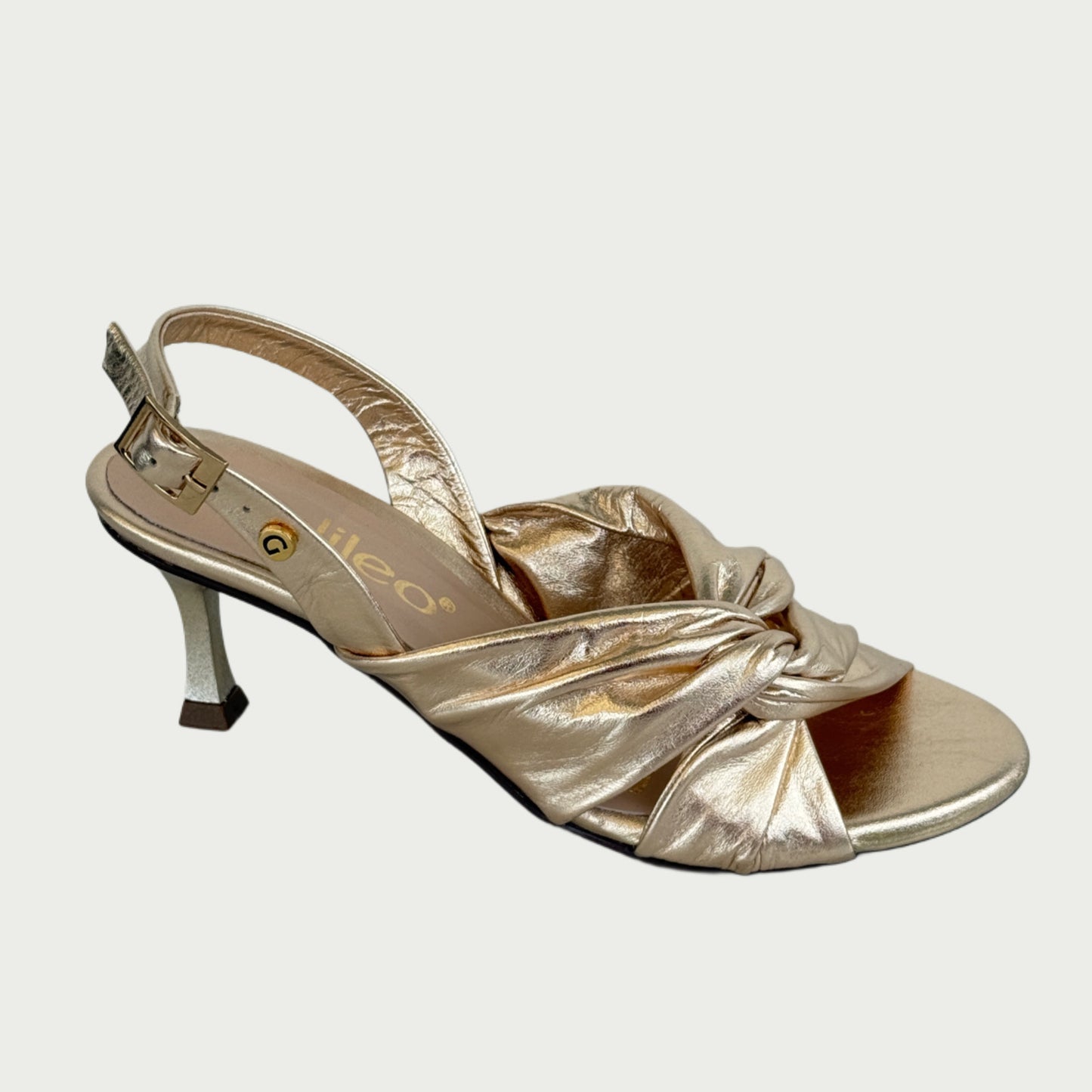 Sandalias en cuero oro Ref: 9729WPOR