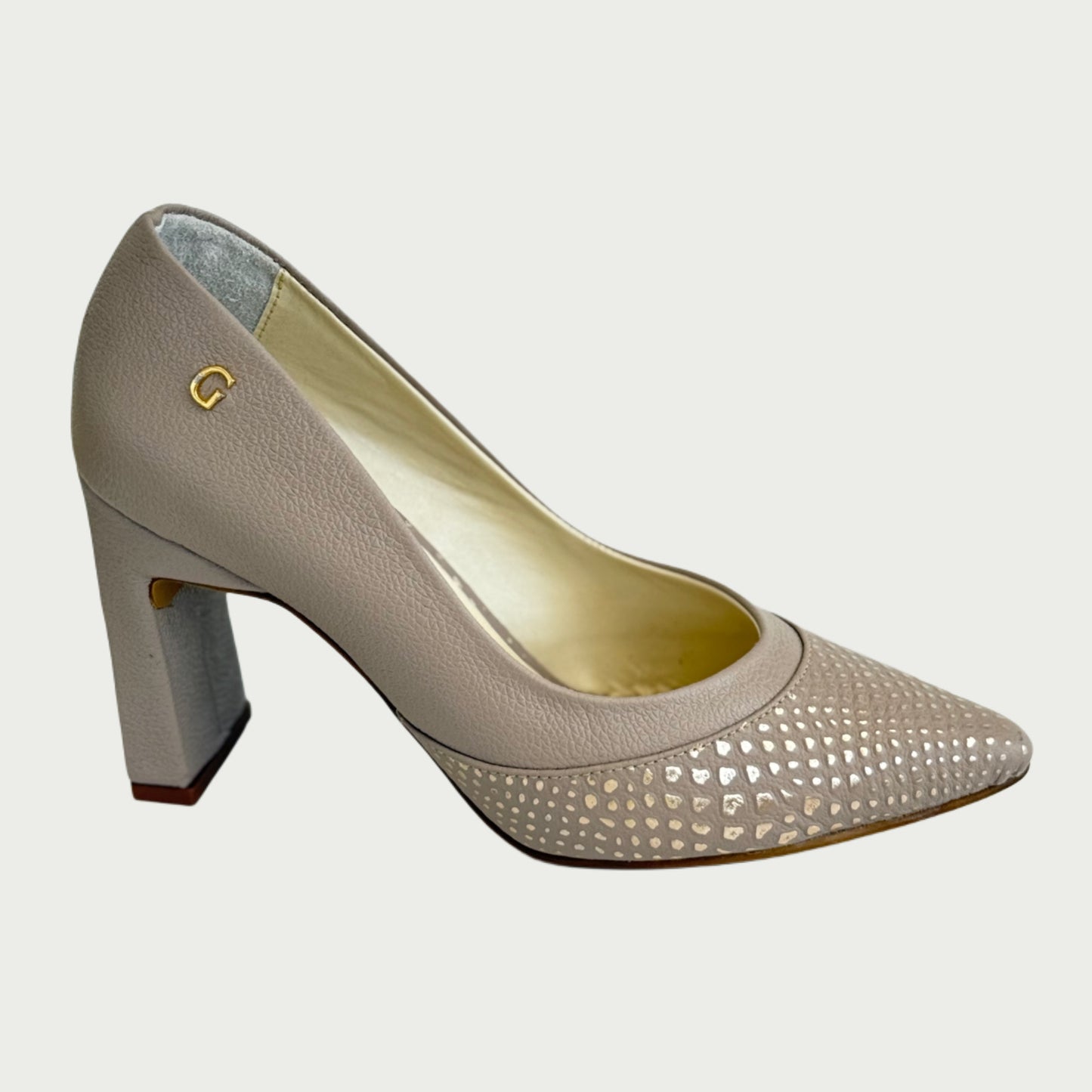 Zapatos en cuero taupe Ref: 5756WPTA