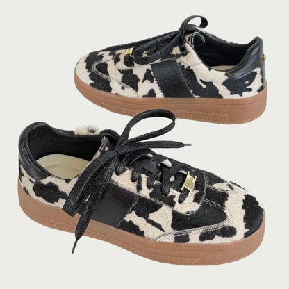 Tenis en cuero vaca negro