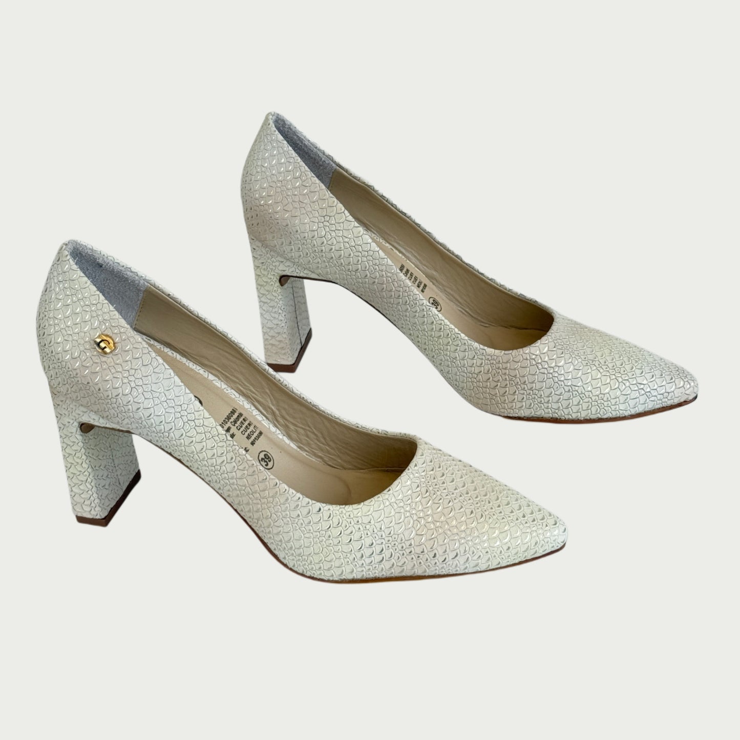 Zapatos en cuero beige eclipse mimosa Ref: 4750NM