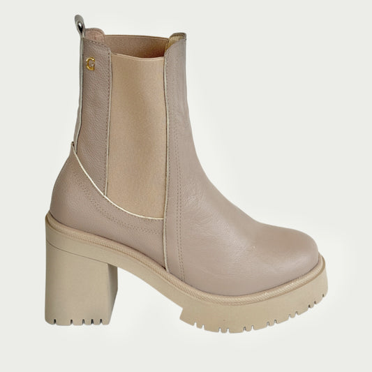 Botines en cuero beige diamantino rino Ref: 1753