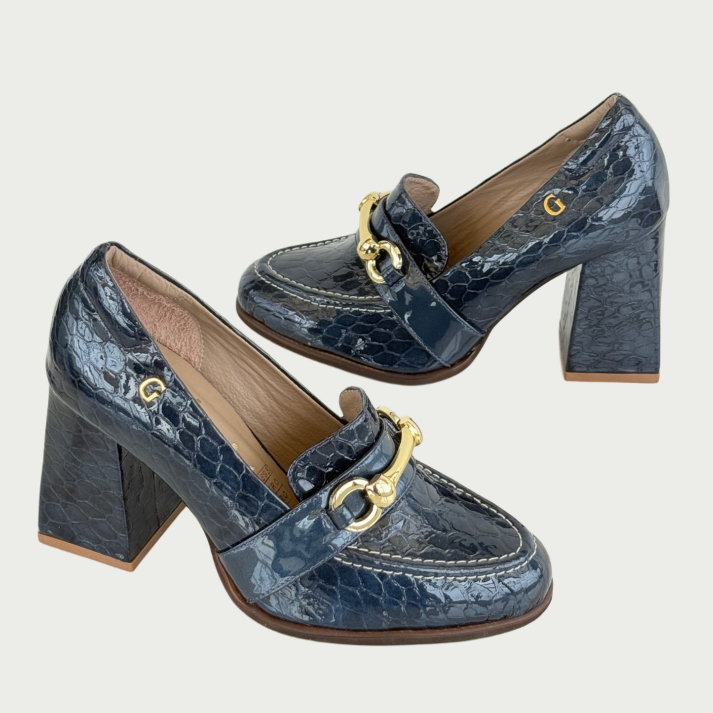 Tacones en cuero azul charol Ref: 6609NPAZ