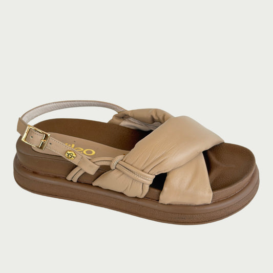 Sandalias en cuero Frappe Ref: 9060