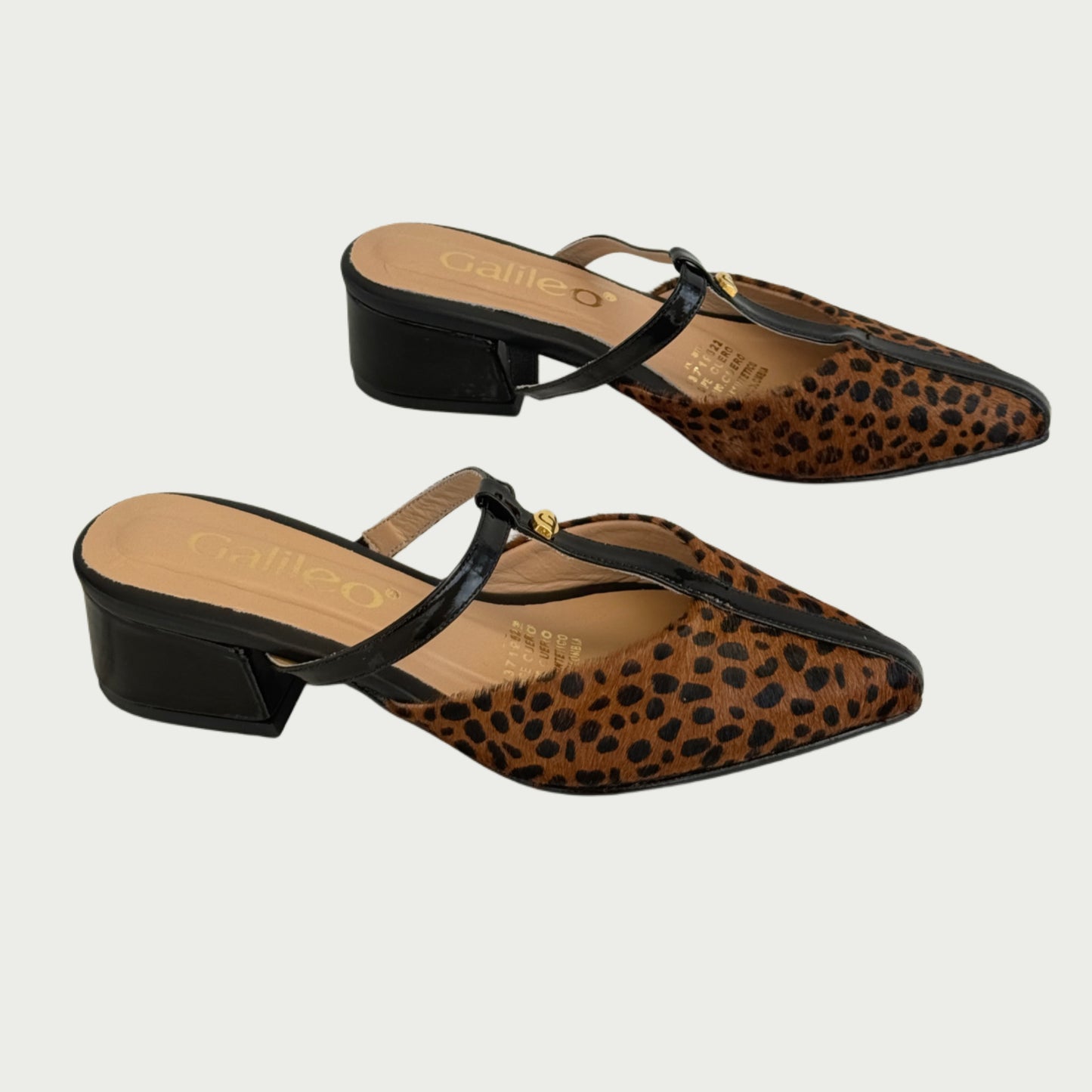 Zapatos en cuero x pelo animal print Ref: P049NPN