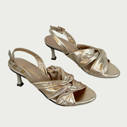 Sandalias en cuero oro Ref: 9729WPOR